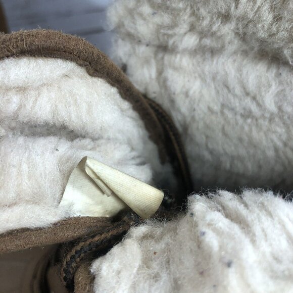 UGG Adirondack III Waterproof Insulated Womens Size 9-9.5 Tall Sheepskin Beige - Picture 8 of 12